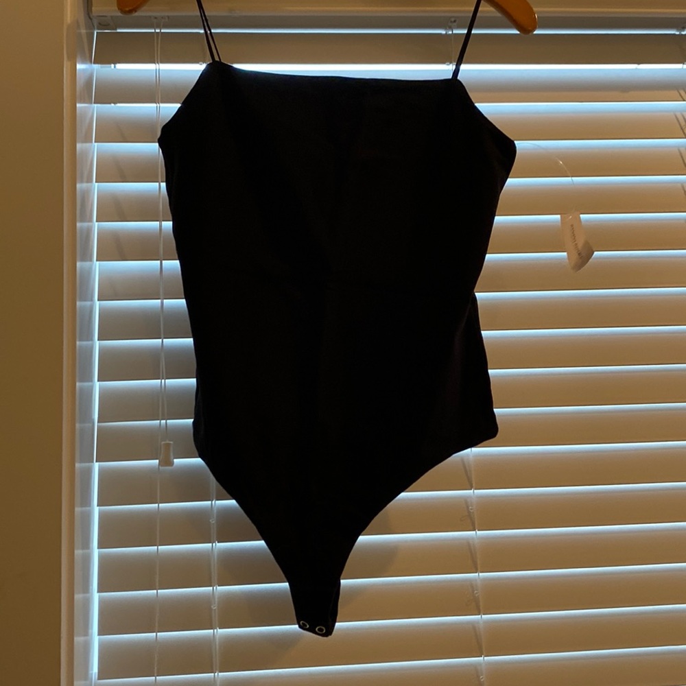 BNWT banana republic body suit black - cotton modal spandex size M